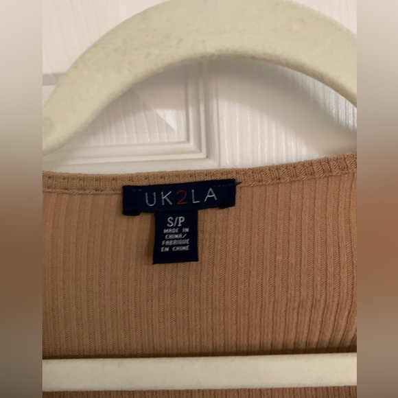 Brown tan long sleeve t-shirt - Picture 2 of 2